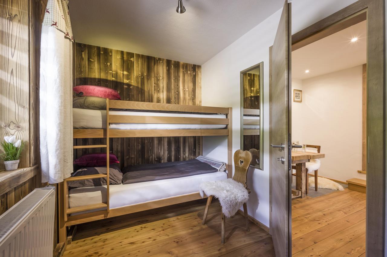 Narzenhof Wellness Chalets, Familien & Luxus Apartments Am Bauernhof Sankt Johann in Tirol Buitenkant foto