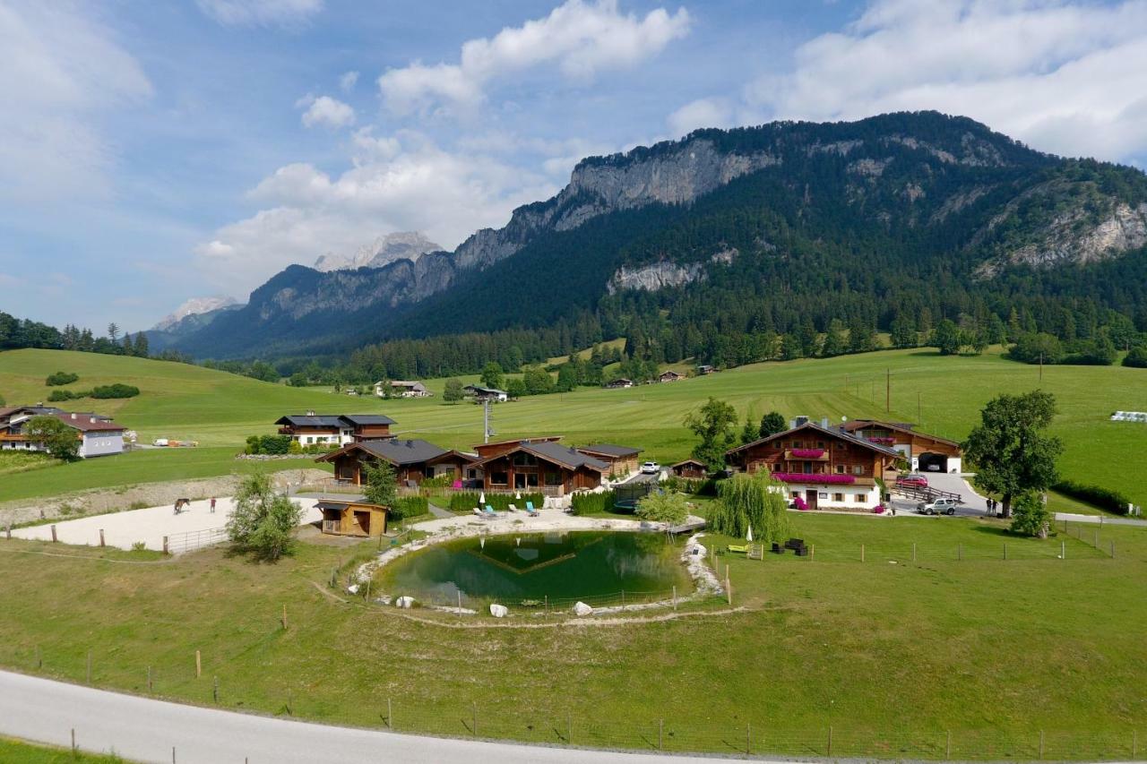 Narzenhof Wellness Chalets, Familien & Luxus Apartments Am Bauernhof Sankt Johann in Tirol Buitenkant foto